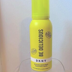 DKNY Be Delicious Shower Mousse